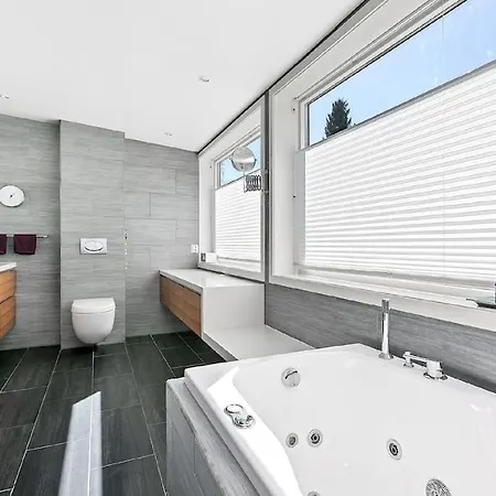 Suitable For 8 During Xc Championship Villa *